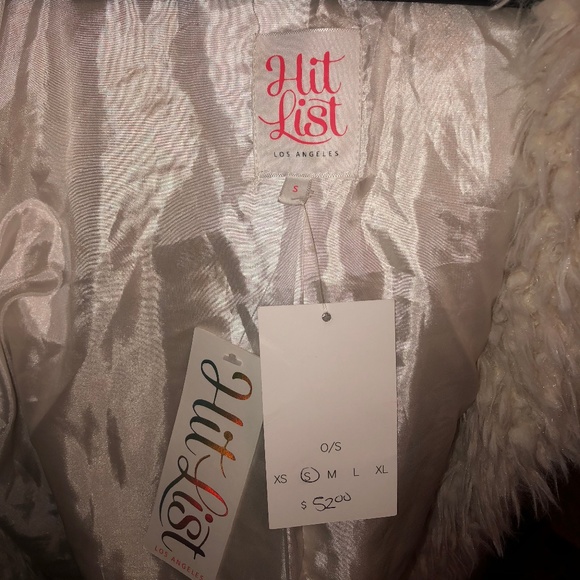 Hit List Cream Fur Midlength Vest - Picture 3 of 3